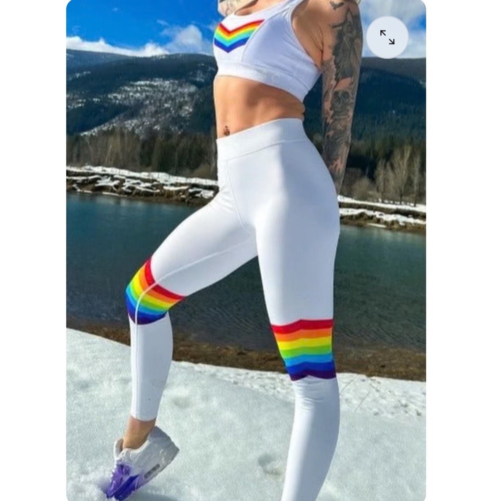 OOSC Rainbow Road Leggings White Rainbow Chevron Ski Base Layer Gym Yoga Womens